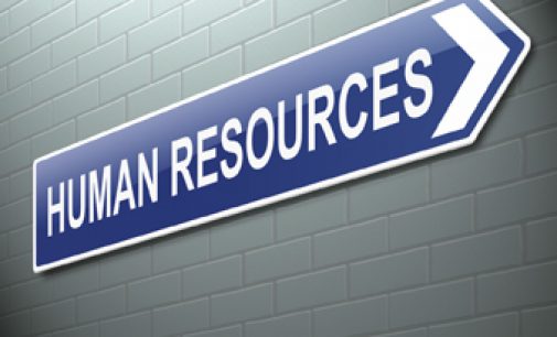 EMPLOYEES SEEK WORK/PERSONAL LIFE INTEGRATION