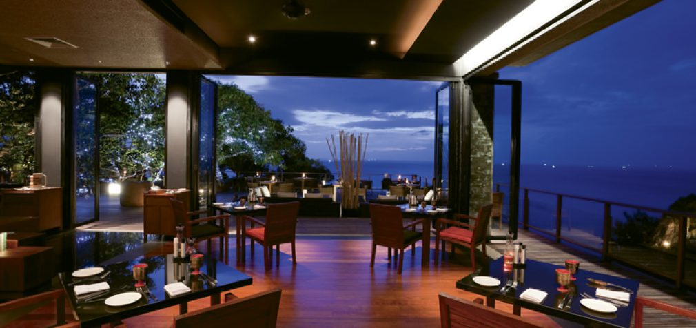 GUESS WHERE WE’RE GOING TO DINNER TONIGHT