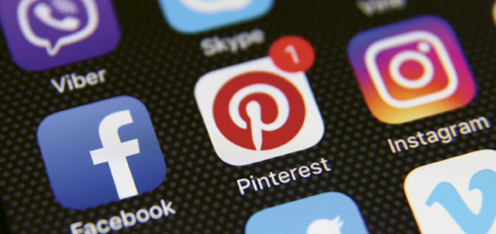 A SOCIAL MEDIA WAKE-UP CALL