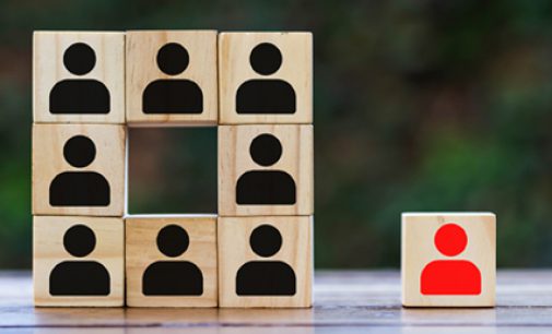 5 WAYS TO SET YOURSELF APART