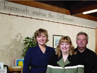 YA Robyn Holt 685 HRcmyk