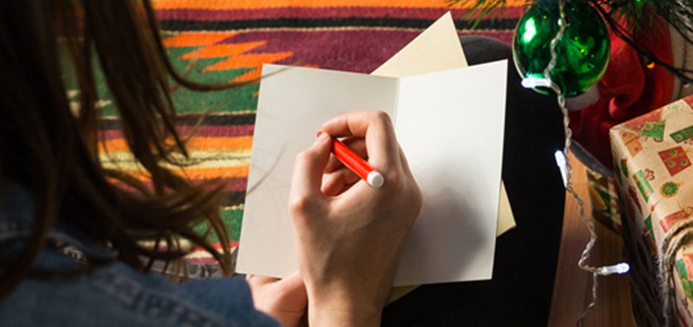 FIVE THINGS TO CONSIDER WHEN SENDING CLIENT HOLIDAY CARDS