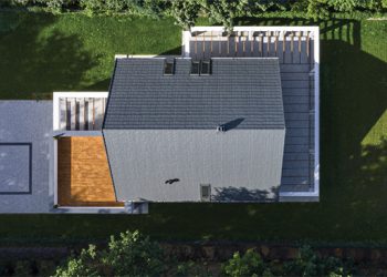 GUIDING THROUGH COMPLEXITY